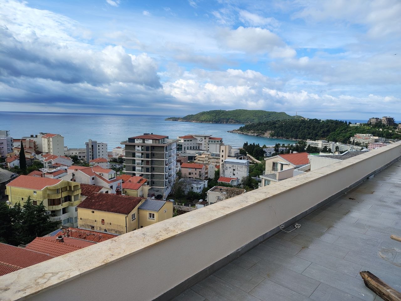 Пентхаус в Бечичи, Черногория, 163 м² - фото 1