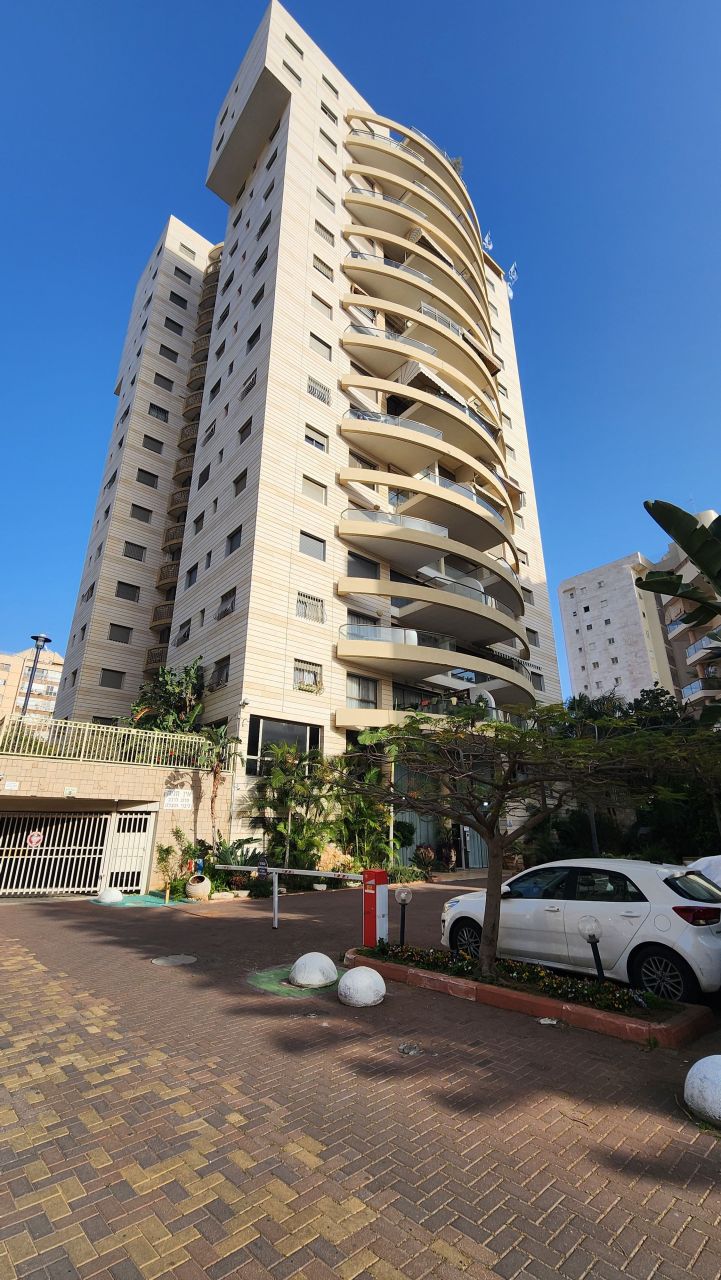 Квартира в Холоне, Израиль, 110 м² - фото 6