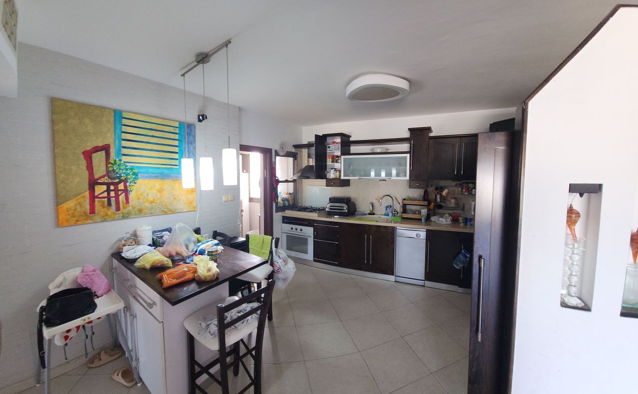 Квартира в Холоне, Израиль, 110 м² - фото 2