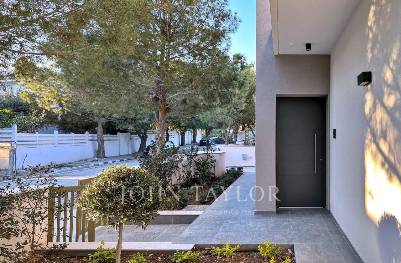 Вилла в Агиос Тихоне, Кипр, 245 м² - фото 1