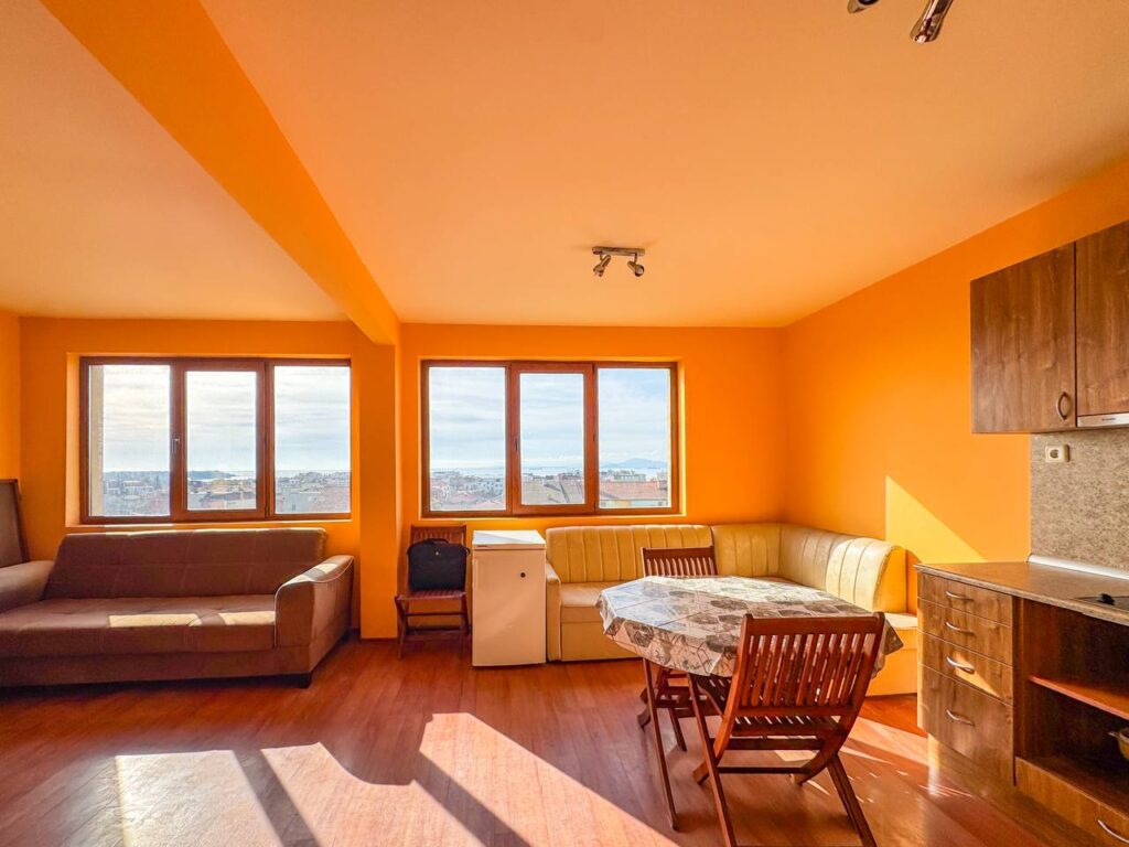 Квартира в Бургасе, Болгария, 140 м² - фото 2