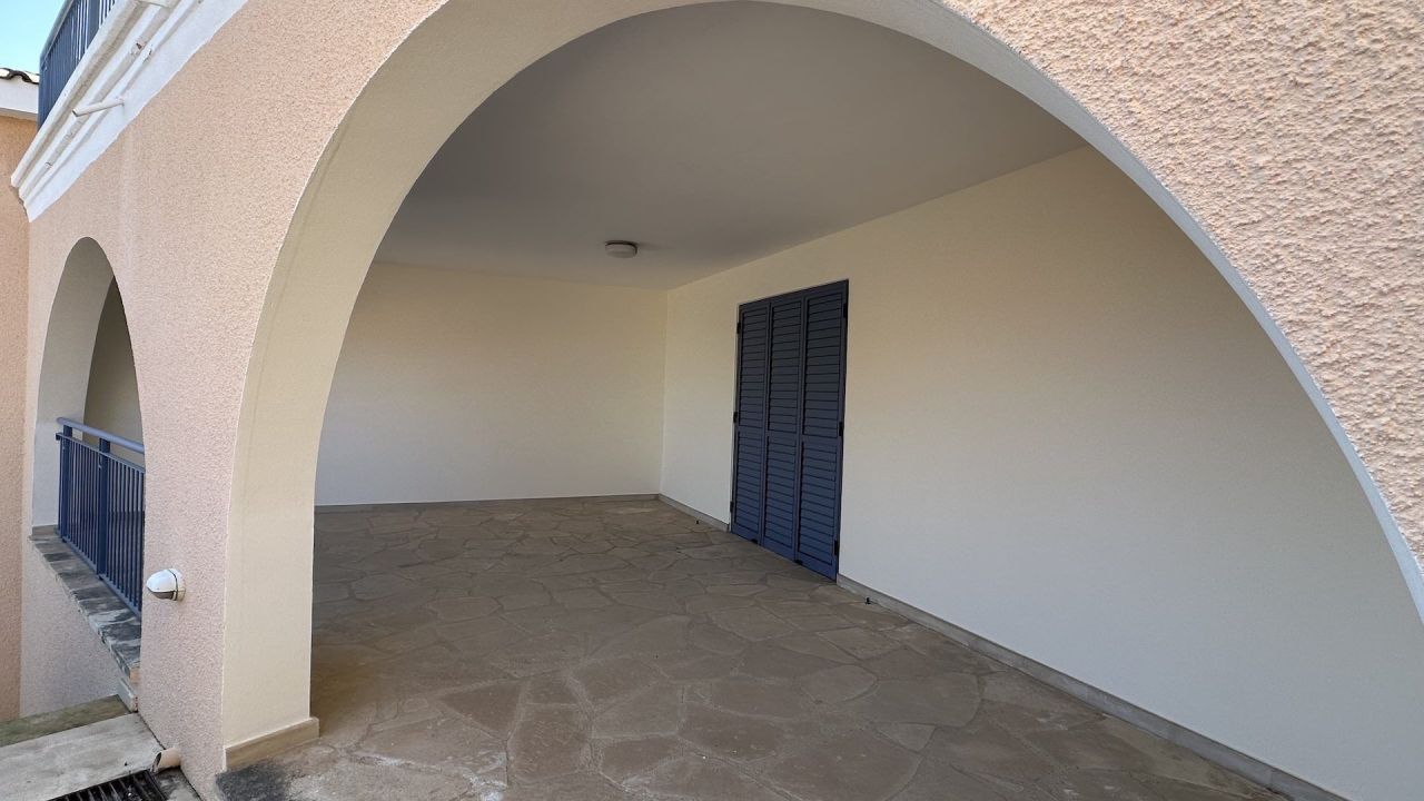 Вилла в Пафосе, Кипр, 180 м² - фото 11