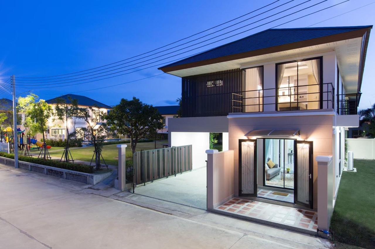 Вилла в Паттайе, Таиланд, 199 м² - фото 1