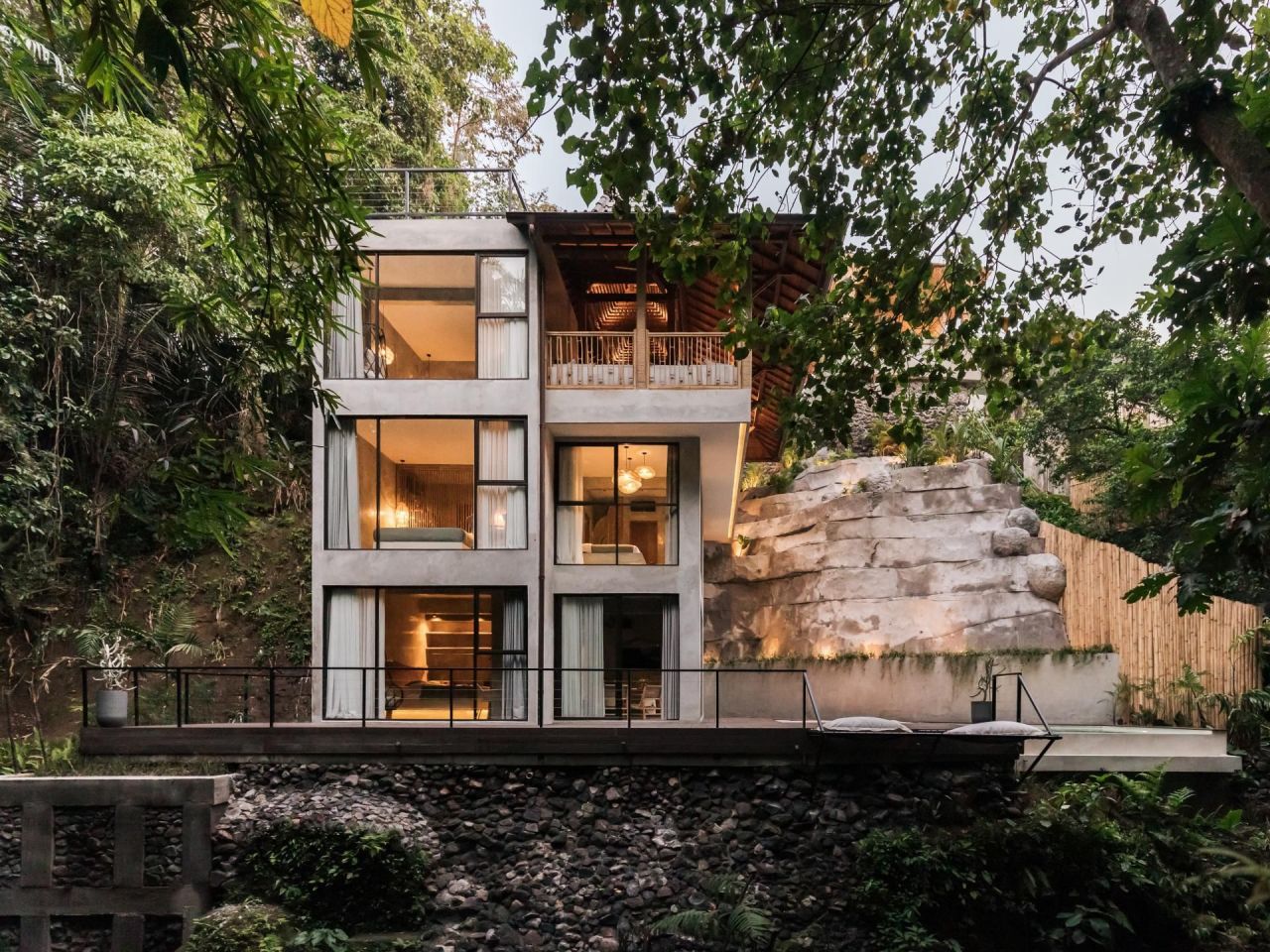 Вилла в Убуде, Индонезия, 200 м² - фото 1