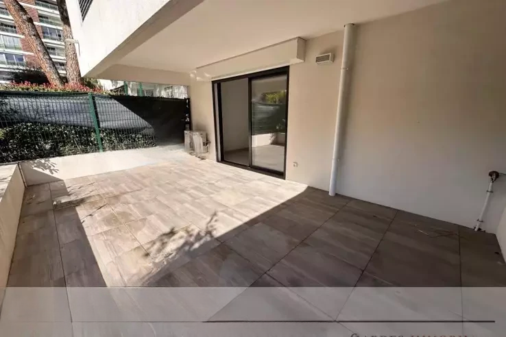 Квартира в Каннах, Франция, 32 м² - фото 1