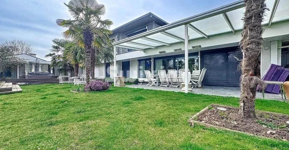 Квартира в Женеве, Швейцария, 340 м² - фото 1