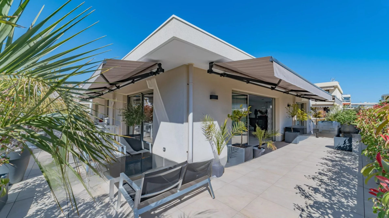 Квартира в Каннах, Франция, 152 м² - фото 1