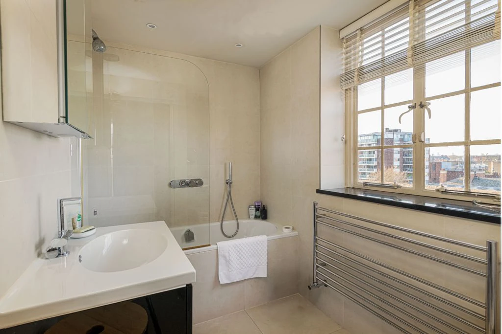 Квартира в Лондоне, Великобритания, 98 м² - фото 2