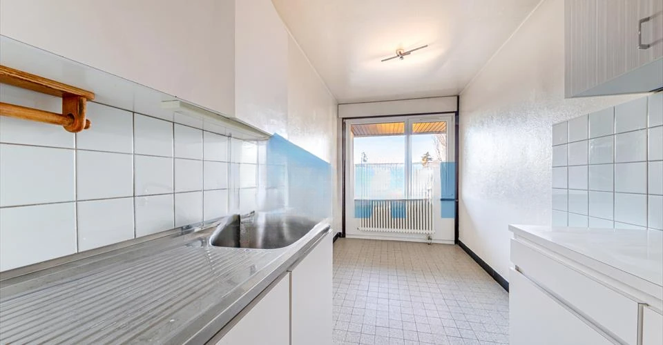 Квартира в Женеве, Швейцария, 74 м² - фото 2