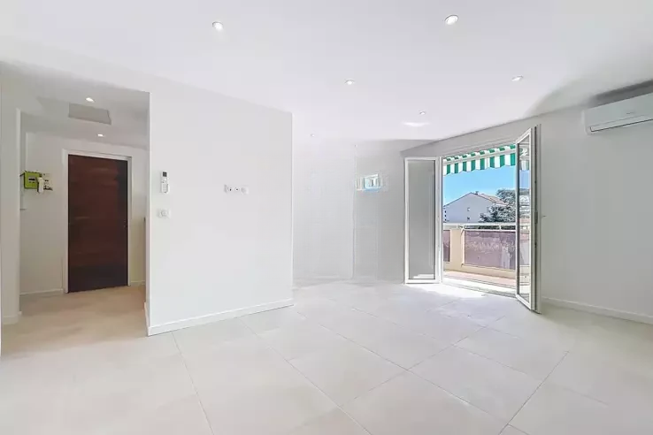 Квартира в Каннах, Франция, 56 м² - фото 2