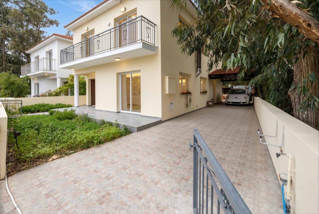 Квартира в Ларнаке, Кипр, 248 м² - фото 2