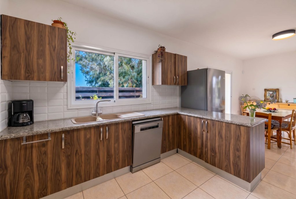 Квартира в Ларнаке, Кипр, 248 м² - фото 8