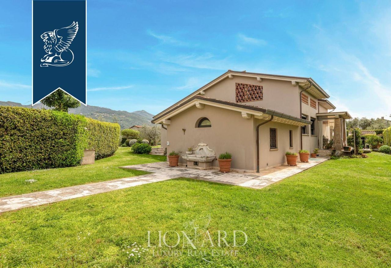 Вилла в Пьетрасанте, Италия, 450 м² - фото 12