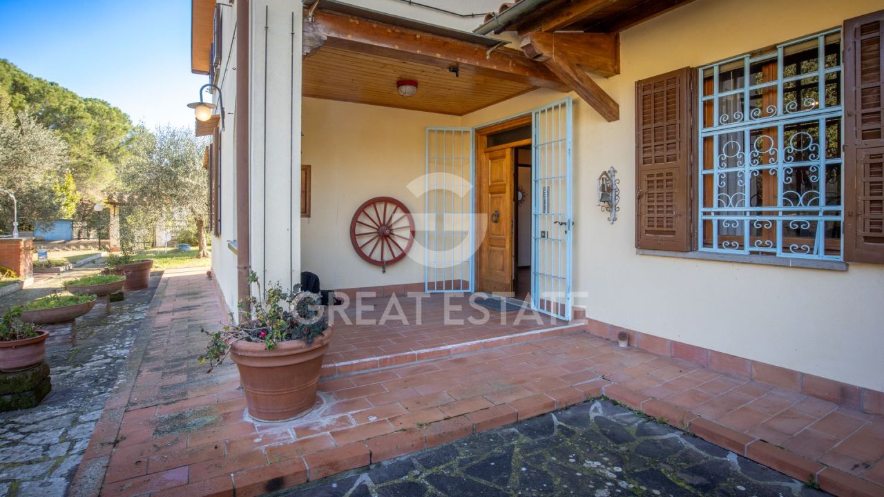 Вилла в Туоро-суль-Тразимено, Италия, 305.95 м² - фото 5