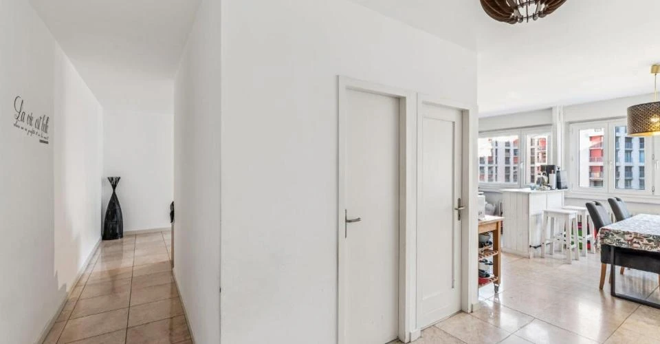 Квартира в Женеве, Швейцария, 94 м² - фото 7