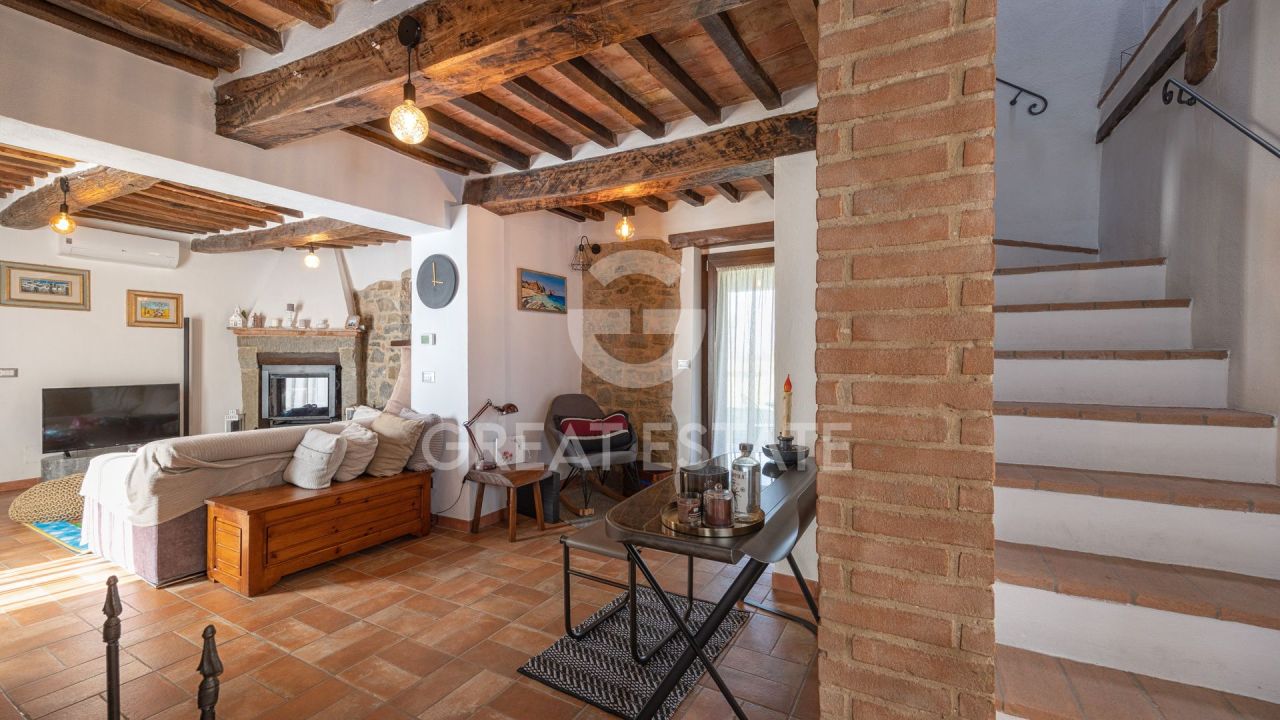 Дом в Кортоне, Италия, 200 м² - фото 12