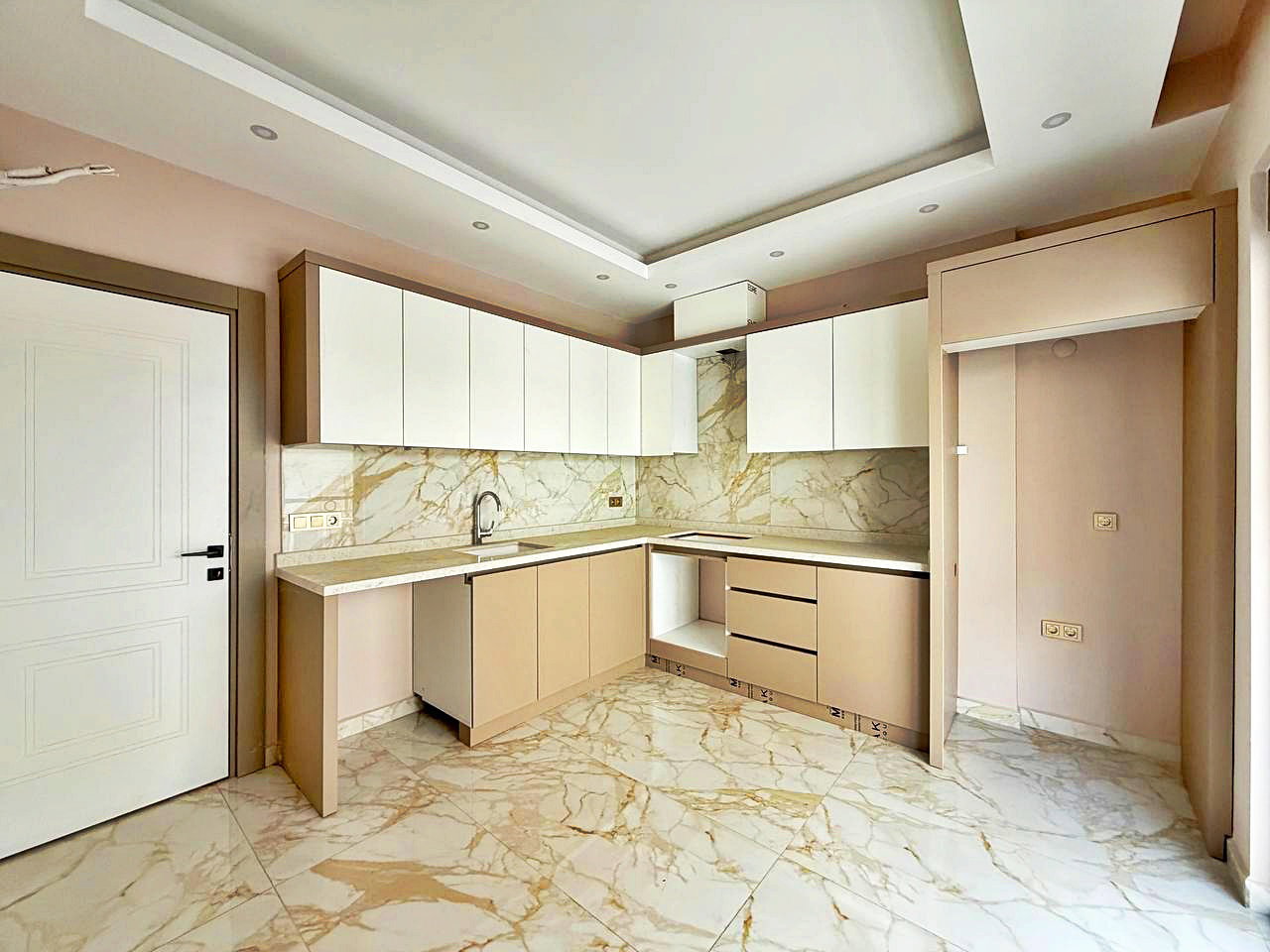 Апартаменты в Алании, Турция, 140 м² - фото 8