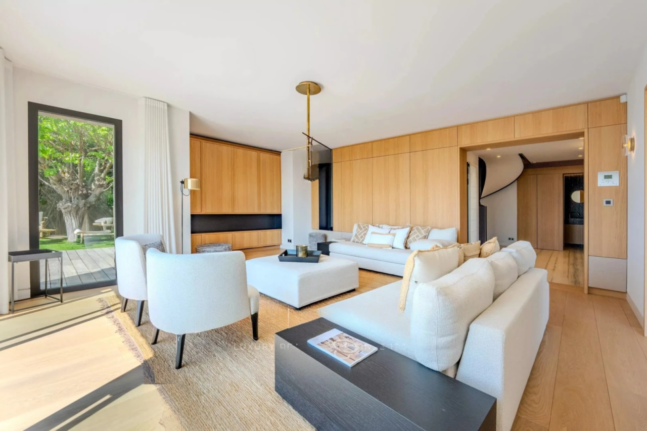 Квартира в Каннах, Франция, 207 м² - фото 14