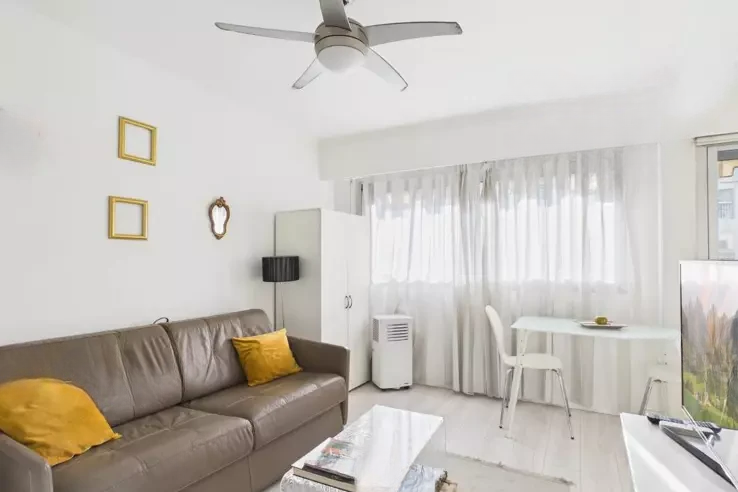 Квартира в Каннах, Франция, 27 м² - фото 1