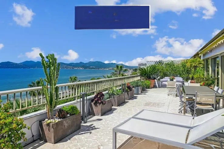 Квартира в Каннах, Франция, 100 м² - фото 1