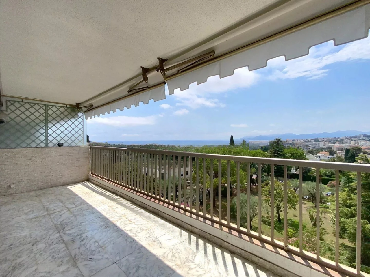 Квартира в Каннах, Франция, 106 м² - фото 1