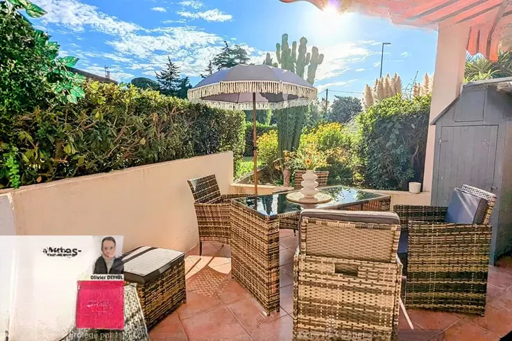 Квартира в Каннах, Франция, 32 м² - фото 1