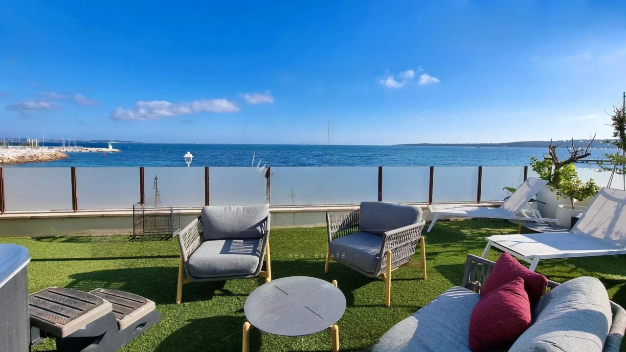 Квартира в Каннах, Франция, 166 м² - фото 1