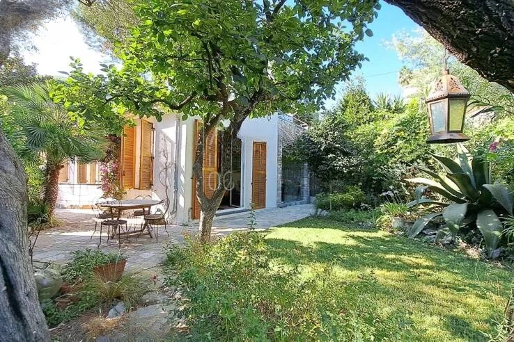 Квартира в Каннах, Франция, 147 м² - фото 1