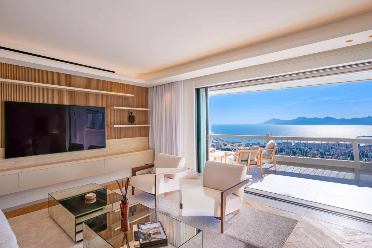 Квартира в Каннах, Франция, 87 м² - фото 1