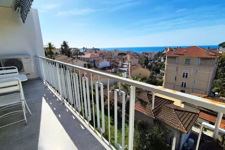 Квартира в Каннах, Франция, 60 м² - фото 1