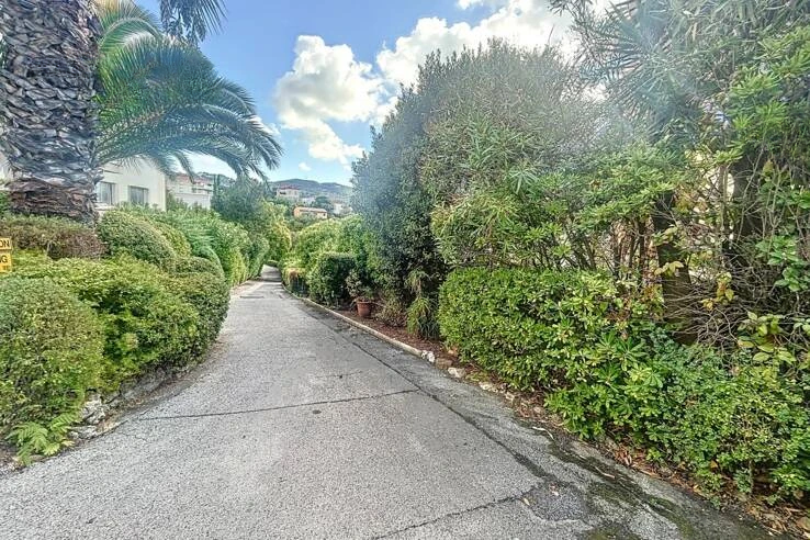 Квартира в Каннах, Франция, 33 м² - фото 2