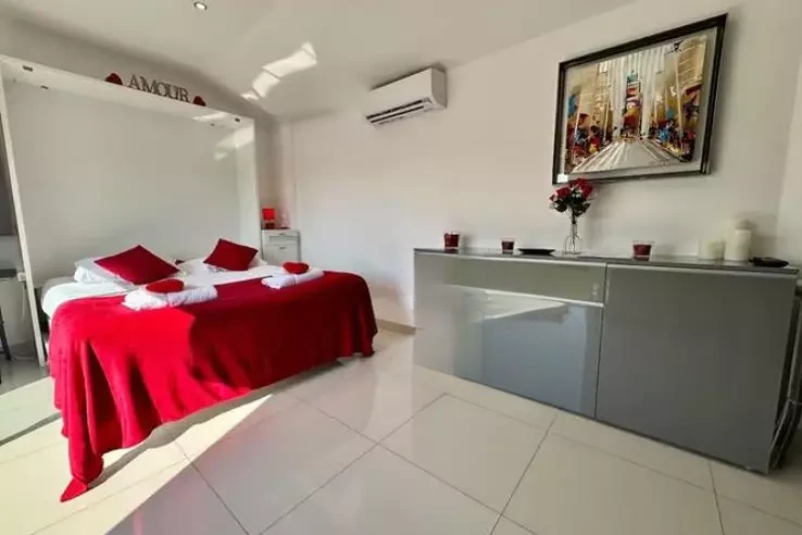 Квартира в Каннах, Франция, 60 м² - фото 2