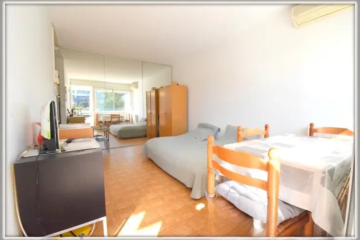 Квартира в Каннах, Франция, 19 м² - фото 2