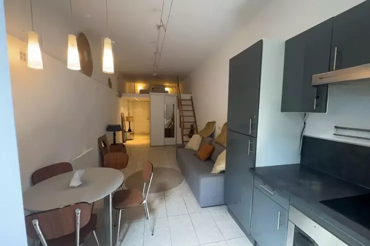 Квартира в Каннах, Франция, 26 м² - фото 2