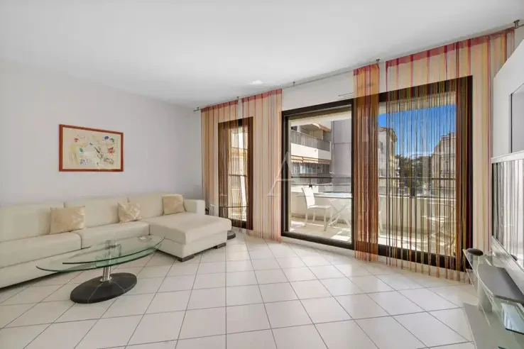 Квартира в Каннах, Франция, 51 м² - фото 2