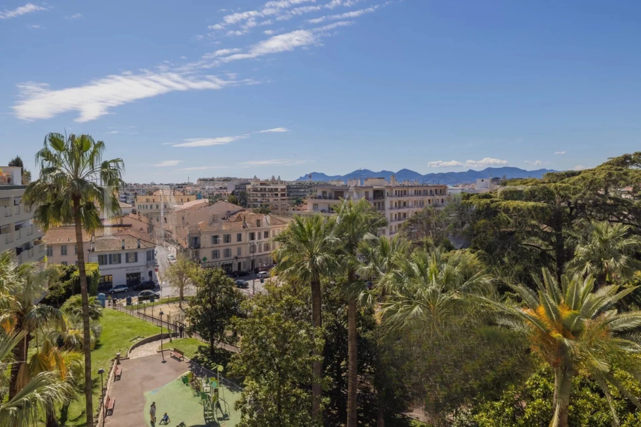 Квартира в Каннах, Франция, 91 м² - фото 14