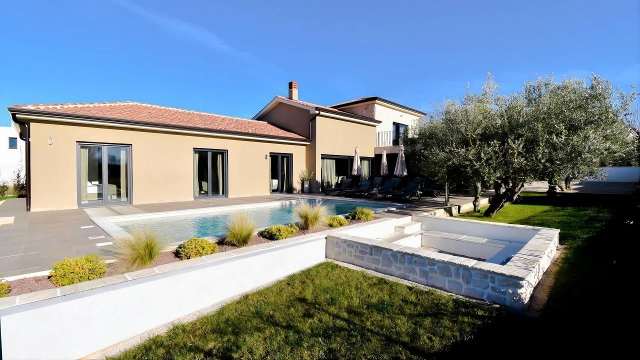 Вилла в Порече, Хорватия, 221 м² - фото 2