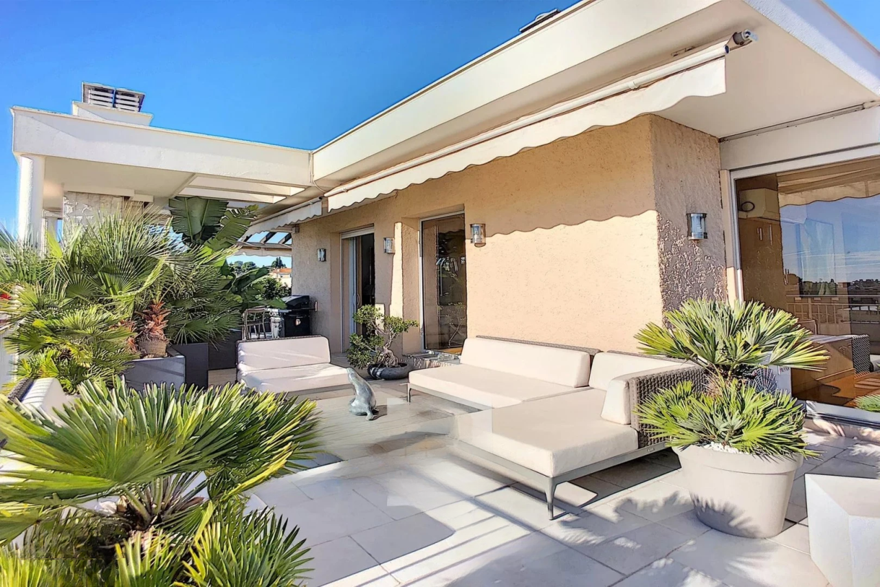 Квартира в Каннах, Франция, 143 м² - фото 1