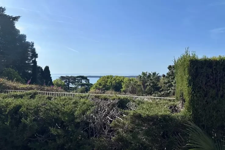 Квартира в Каннах, Франция, 89 м² - фото 1