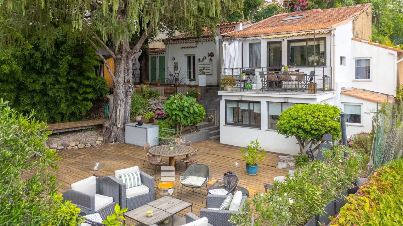 Квартира в Каннах, Франция, 98 м² - фото 1