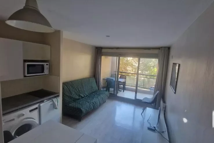 Квартира в Каннах, Франция, 28 м² - фото 1