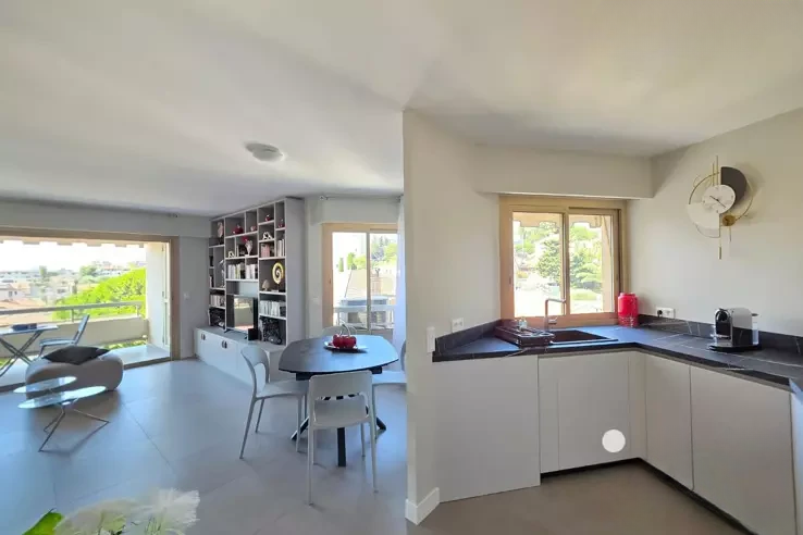 Квартира в Каннах, Франция, 71 м² - фото 1