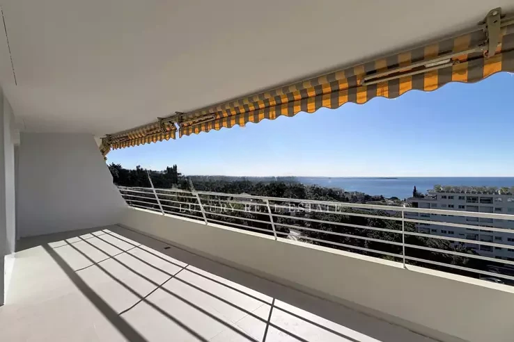 Квартира в Каннах, Франция, 98 м² - фото 1