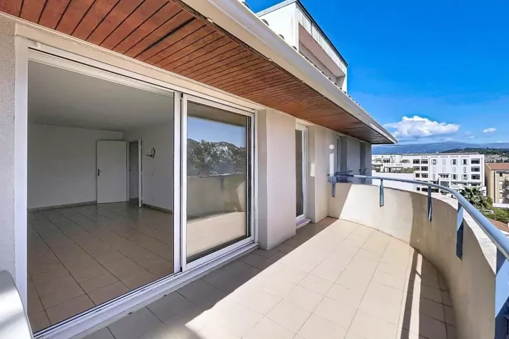 Квартира в Каннах, Франция, 65 м² - фото 1