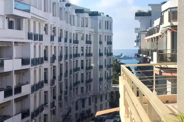 Квартира в Каннах, Франция, 47 м² - фото 1