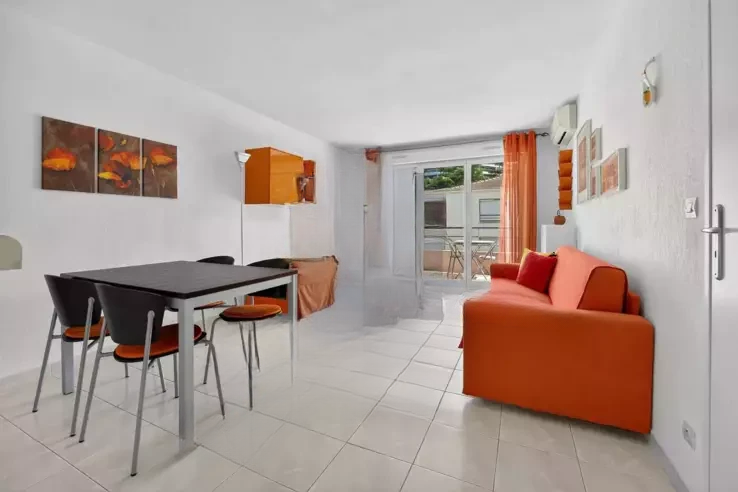 Квартира в Каннах, Франция, 43 м² - фото 1