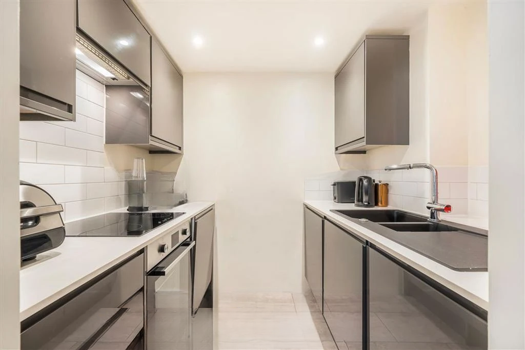 Квартира в Лондоне, Великобритания, 56 м² - фото 1