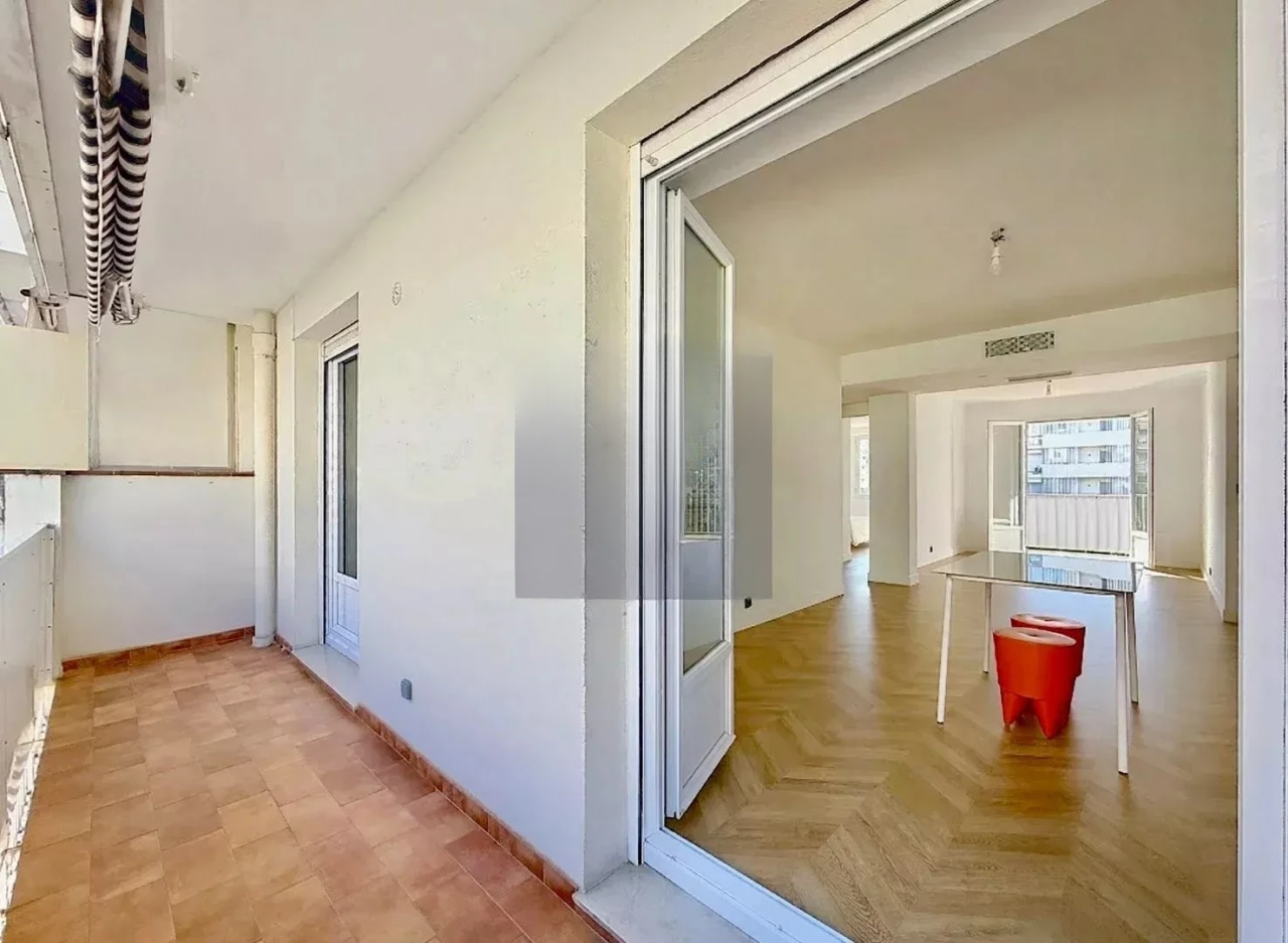 Квартира в Каннах, Франция, 74 м² - фото 1