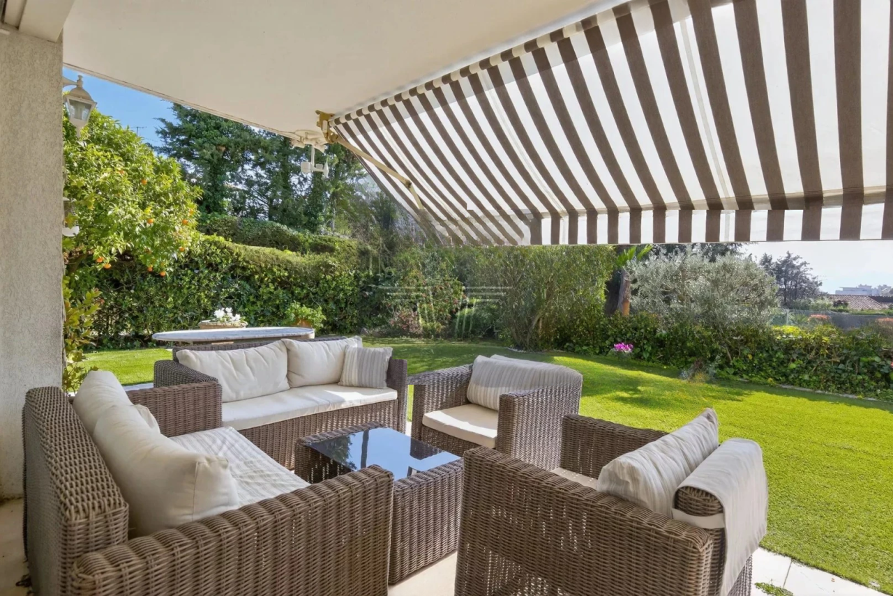 Квартира в Каннах, Франция, 91 м² - фото 1