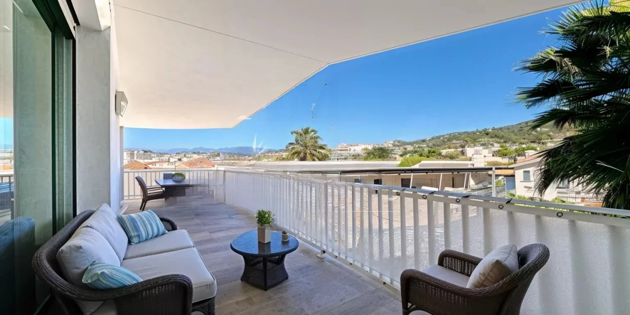 Квартира в Каннах, Франция, 137 м² - фото 1